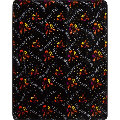 Makes Me Sick Fleece Blanket - Hocus Pocus